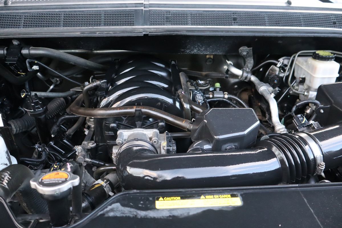 Used 2014 Nissan Titan S image 35