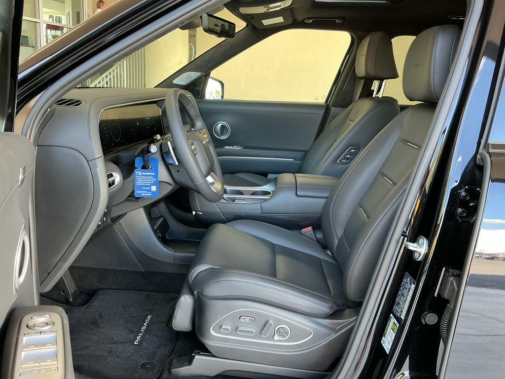 New 2026 Hyundai Palisade Calligraphy AWD/4WD image 13