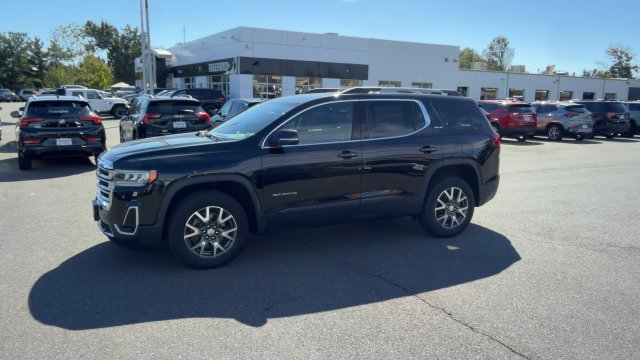Certified 2023 GMC Acadia SLE w/ Driver Convenience Package AWD/4WD image 4