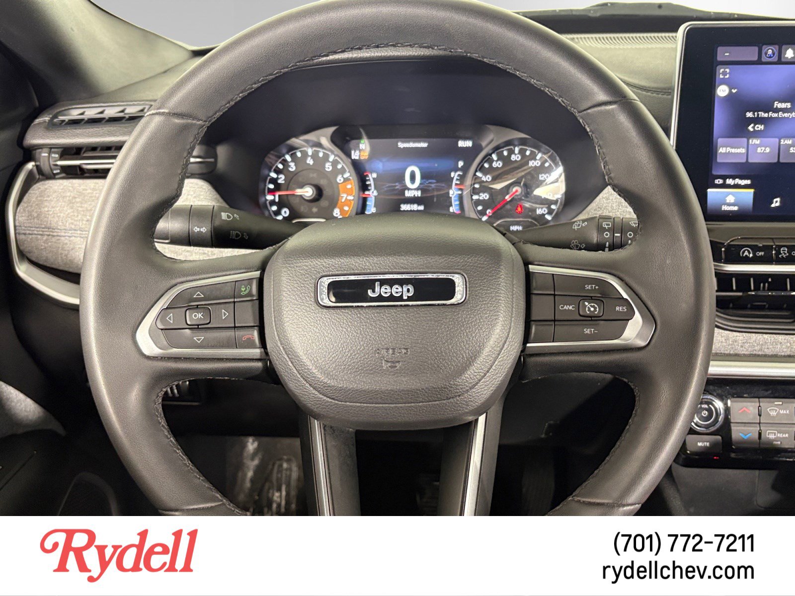 Used 2024 Jeep Compass Latitude image 13
