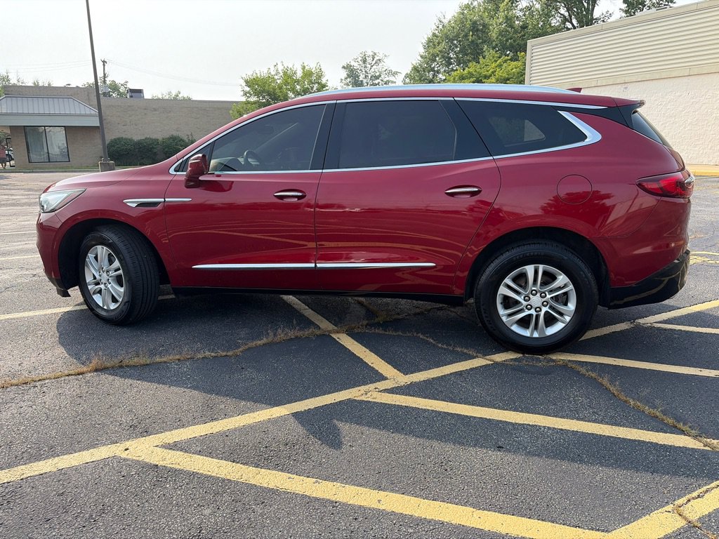 Used 2018 Buick Enclave Essence FWD image 4