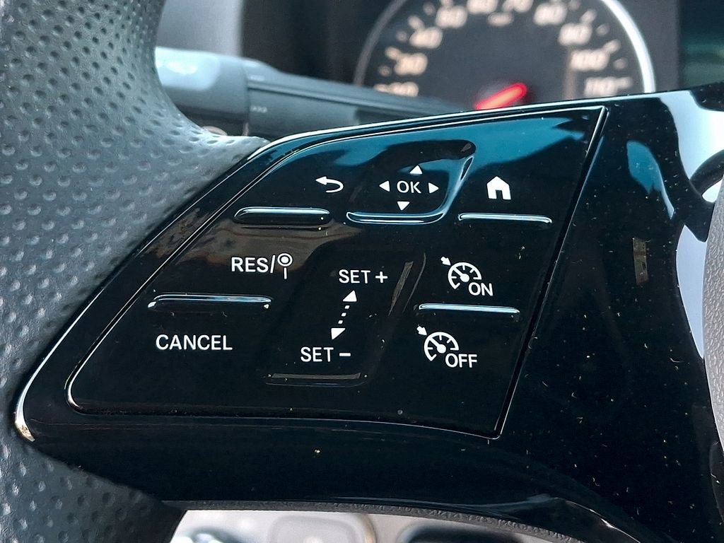 Used 2025 Mercedes-Benz Sprinter 2500 image 18