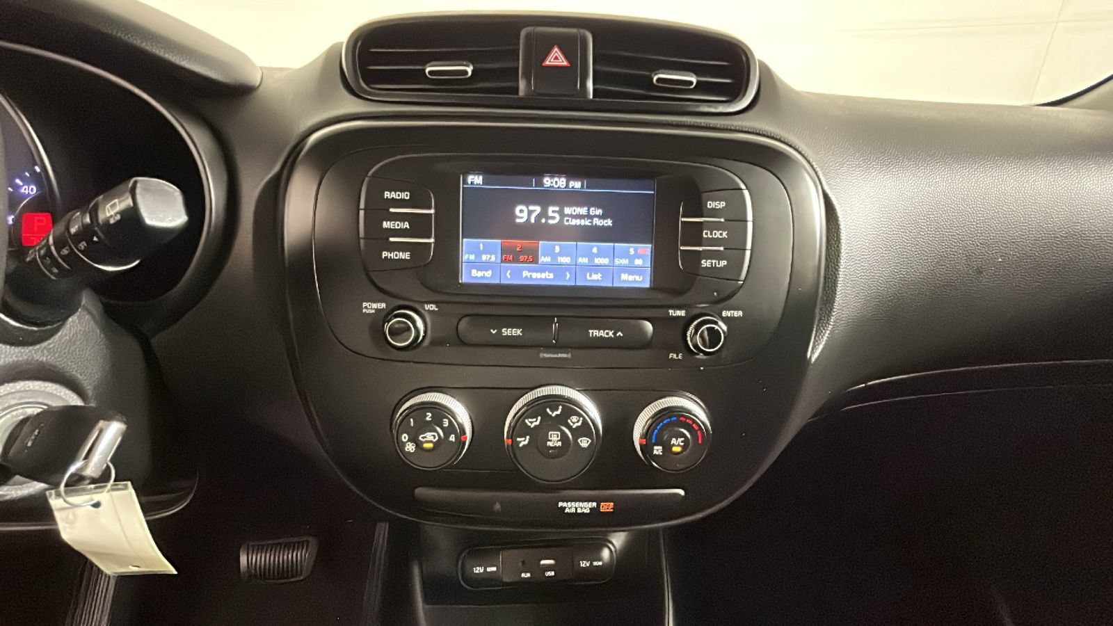 Used 2019 Kia Soul FWD image 27