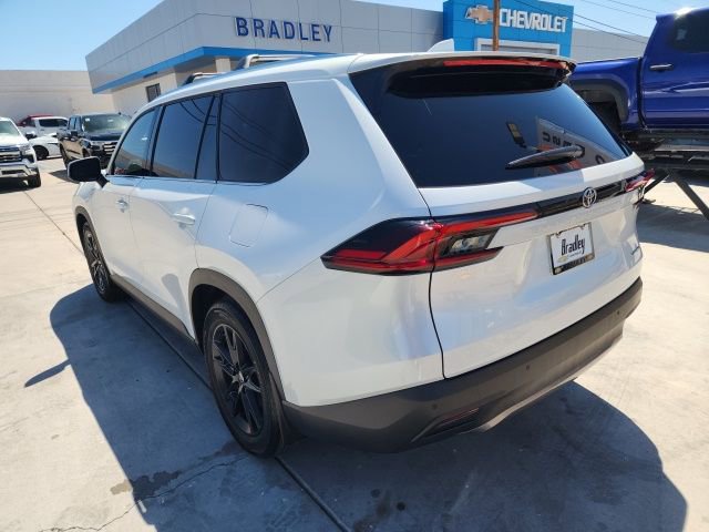 Used 2025 Toyota Grand Highlander FWD image 6