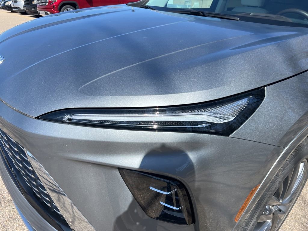 Certified 2025 Buick Enclave Avenir w/ Super Cruise Package FWD image 10