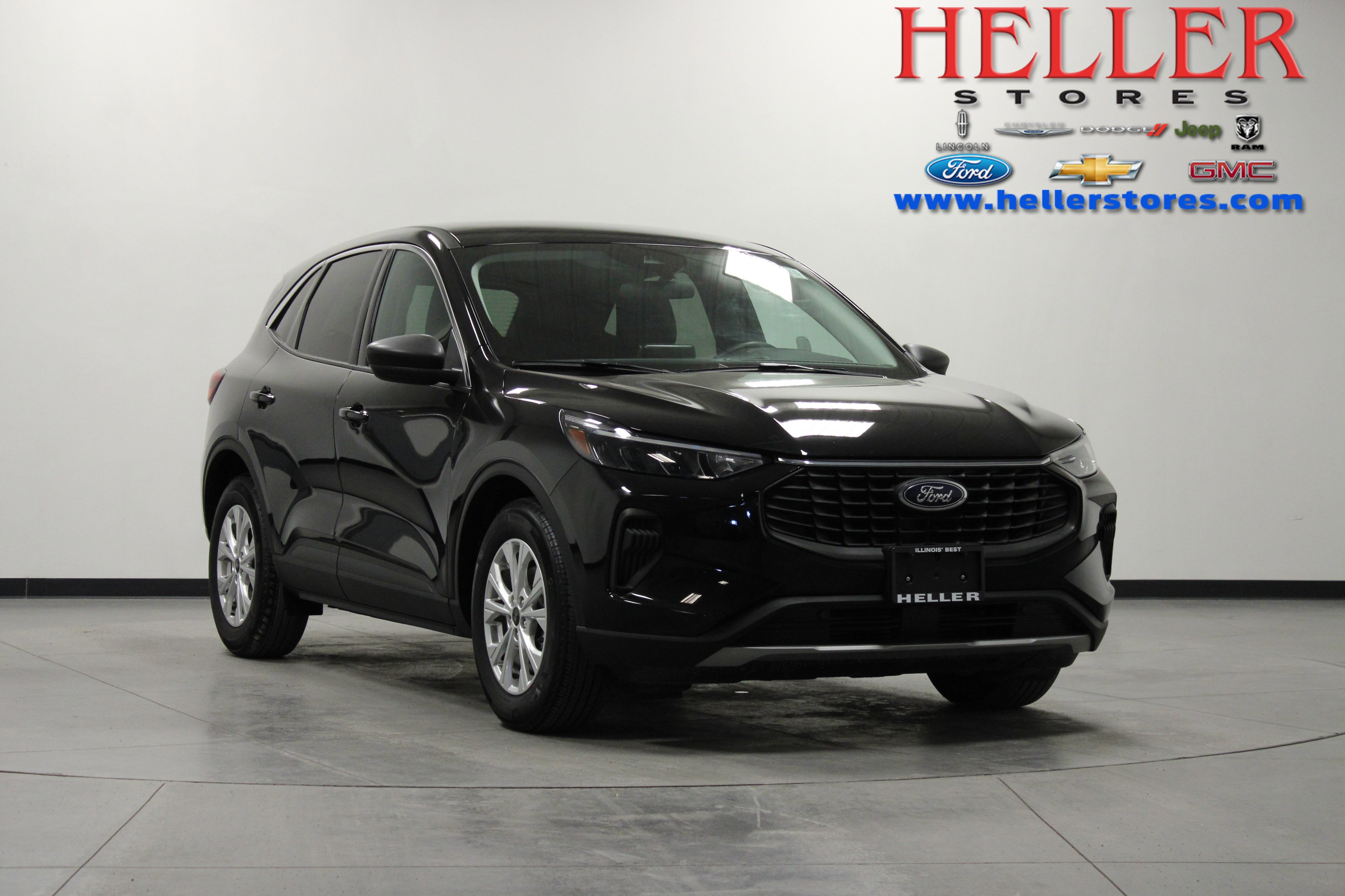 Used 2023 Ford Escape Active image 1