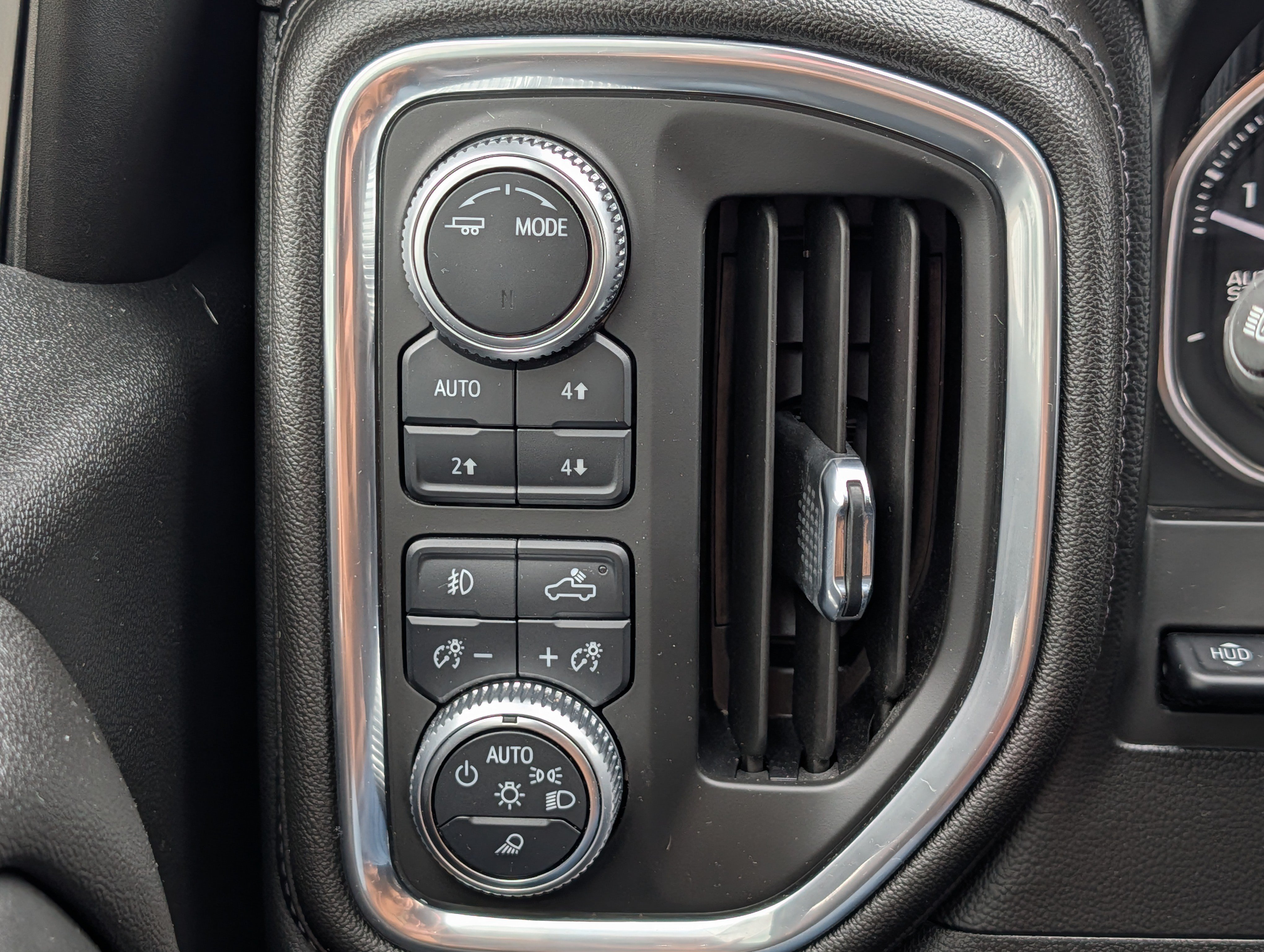 Used 2020 GMC Sierra 1500 Denali w/ Denali Ultimate Package AWD/4WD image 26