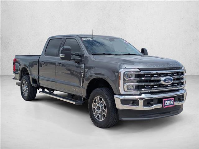 Used 2026 Ford F250 Lariat w/ FX4 Off-Road Package image 3