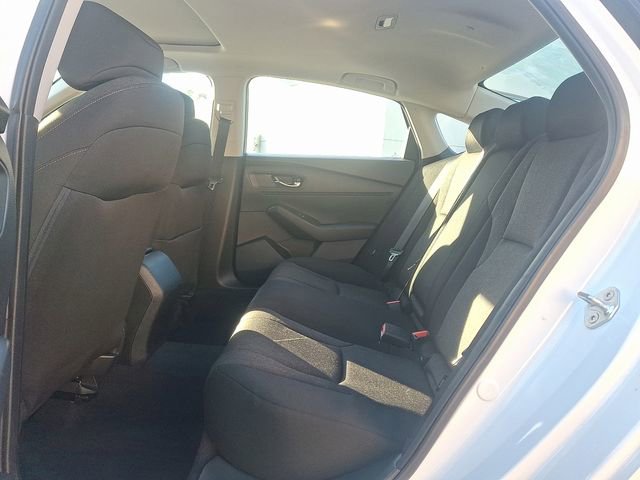 Used 2023 Honda Accord EX image 10