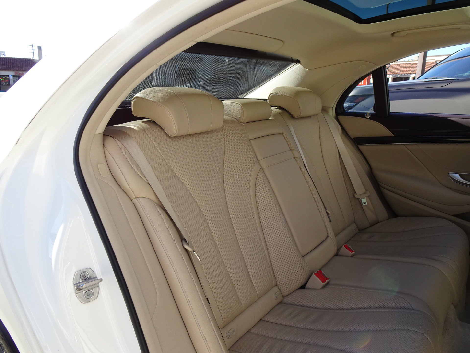 Used 2020 Mercedes-Benz S 450 Sedan w/ AMG Line Exterior image 18