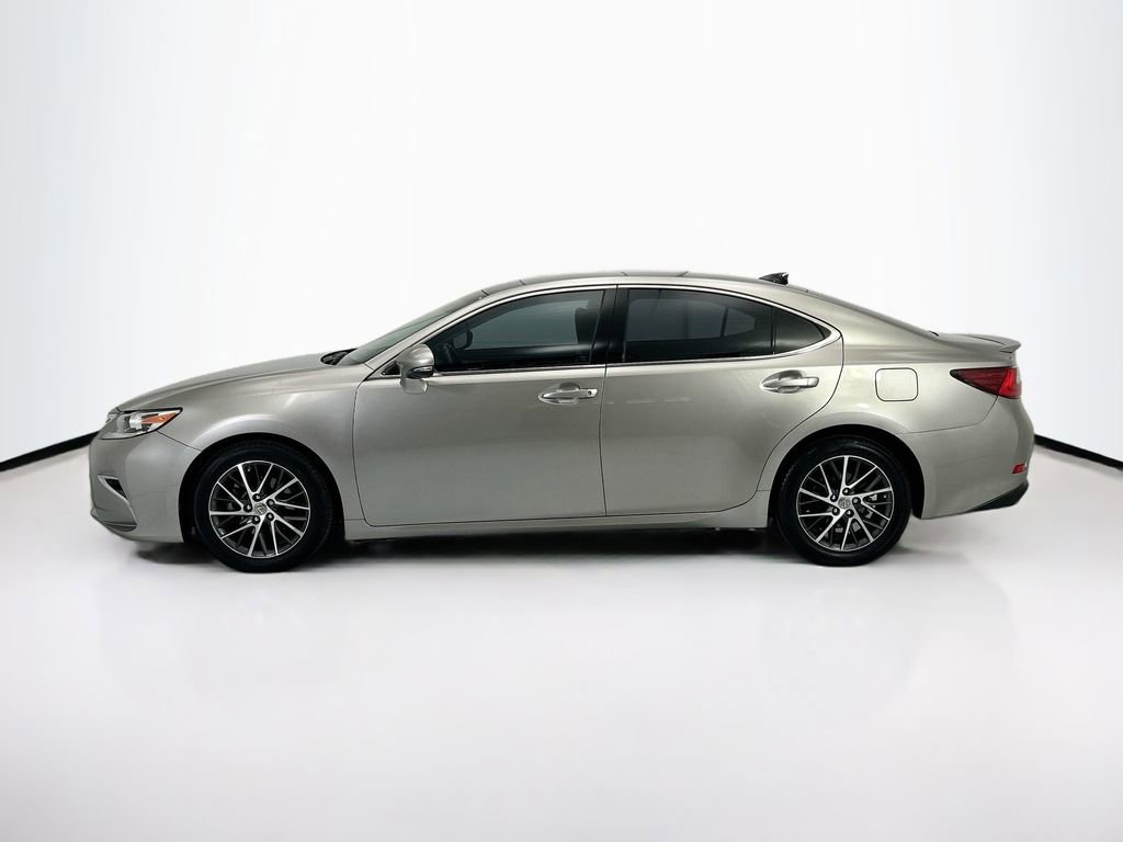 Used 2017 Lexus ES 350 image 8
