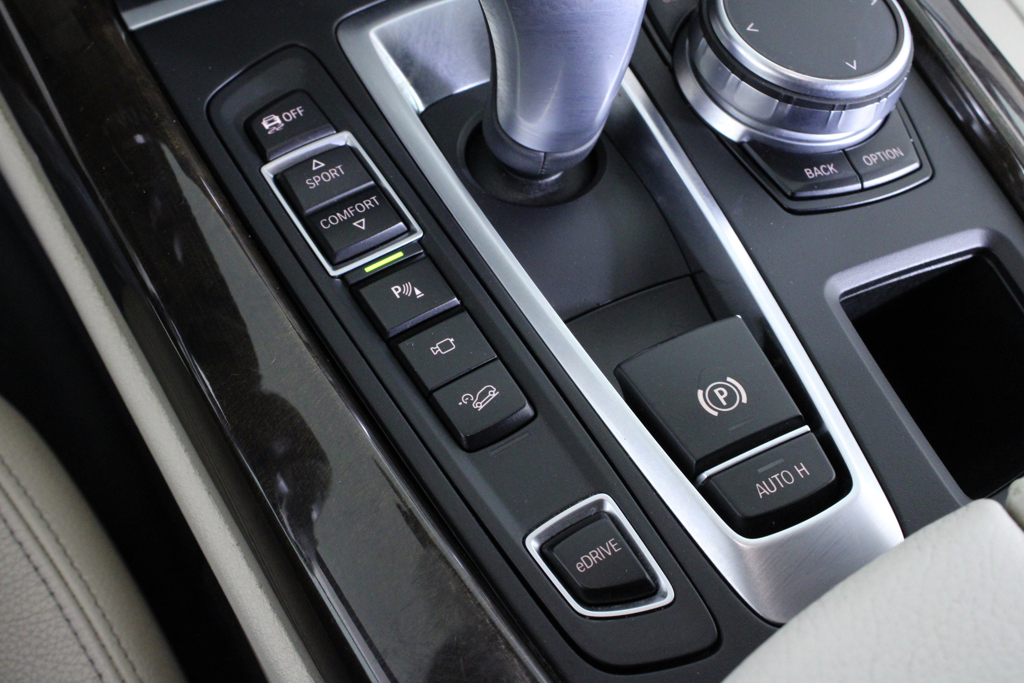 Used 2017 BMW X5 xDrive40e image 30