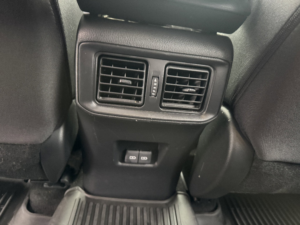 Used 2023 Toyota RAV4 XLE w/ Convenience Package image 23