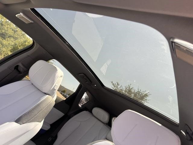 New 2027 Cadillac Optiq Luxury RWD image 18