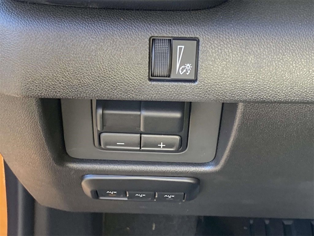 New 2026 GMC Canyon AT4X w/ Off-Road Front Bumper Package image 25