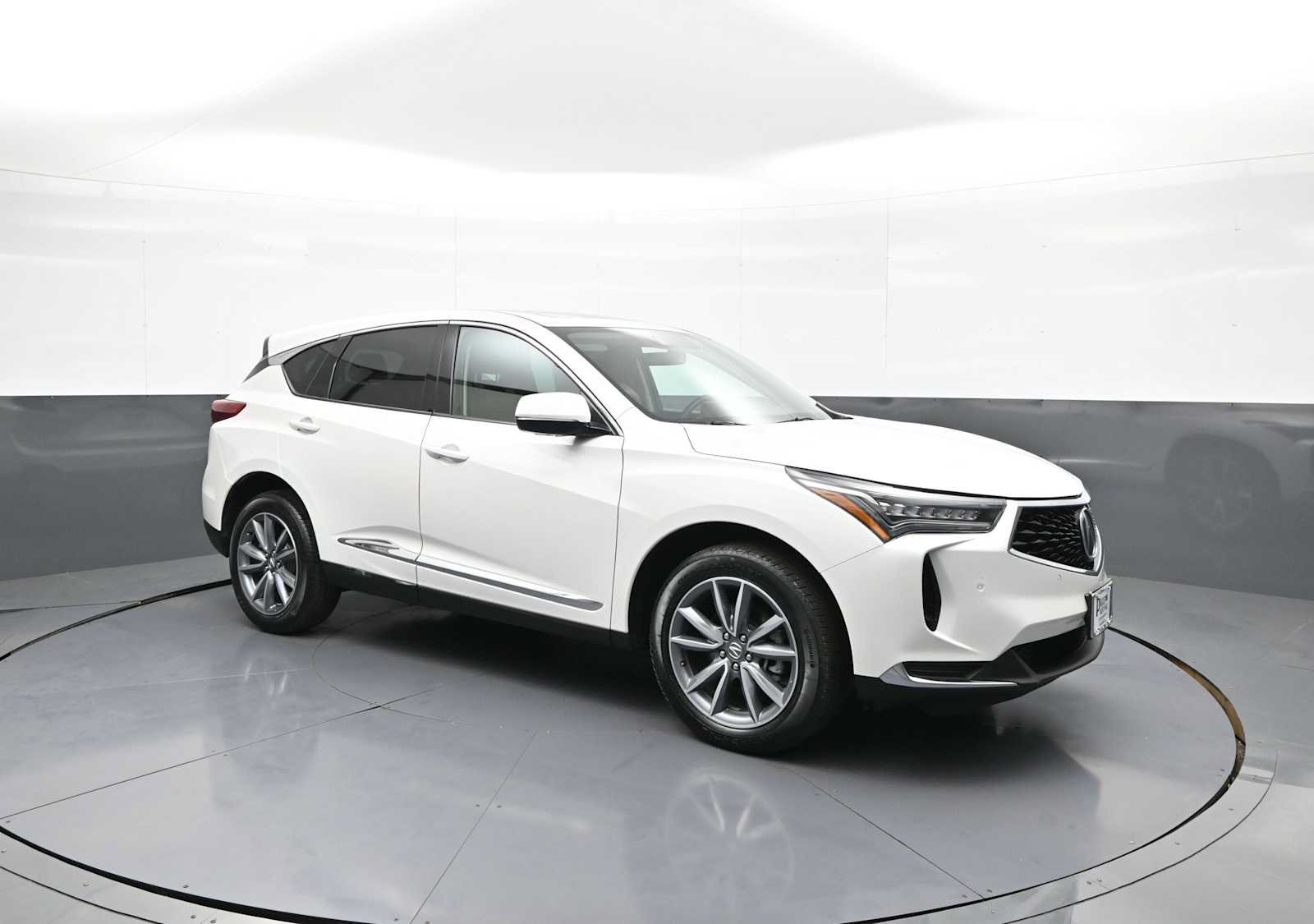 Certified 2024 Acura RDX w/ Technology Package AWD/4WD image 4