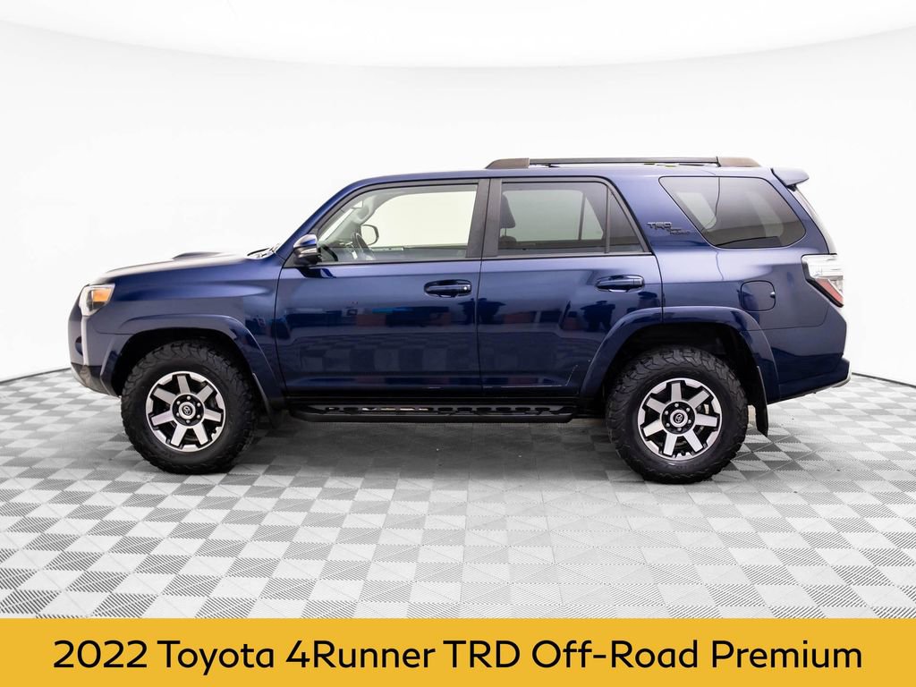 Used 2022 Toyota 4Runner TRD Off-Road Premium image 2