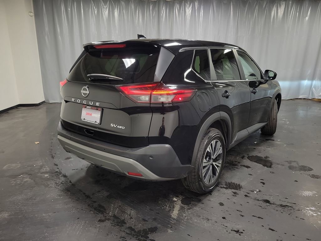 Used 2023 Nissan Rogue SV image 8