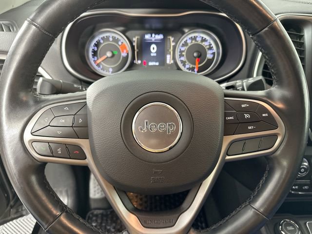 Used 2020 Jeep Cherokee Latitude Plus w/ Cold Weather Group image 20