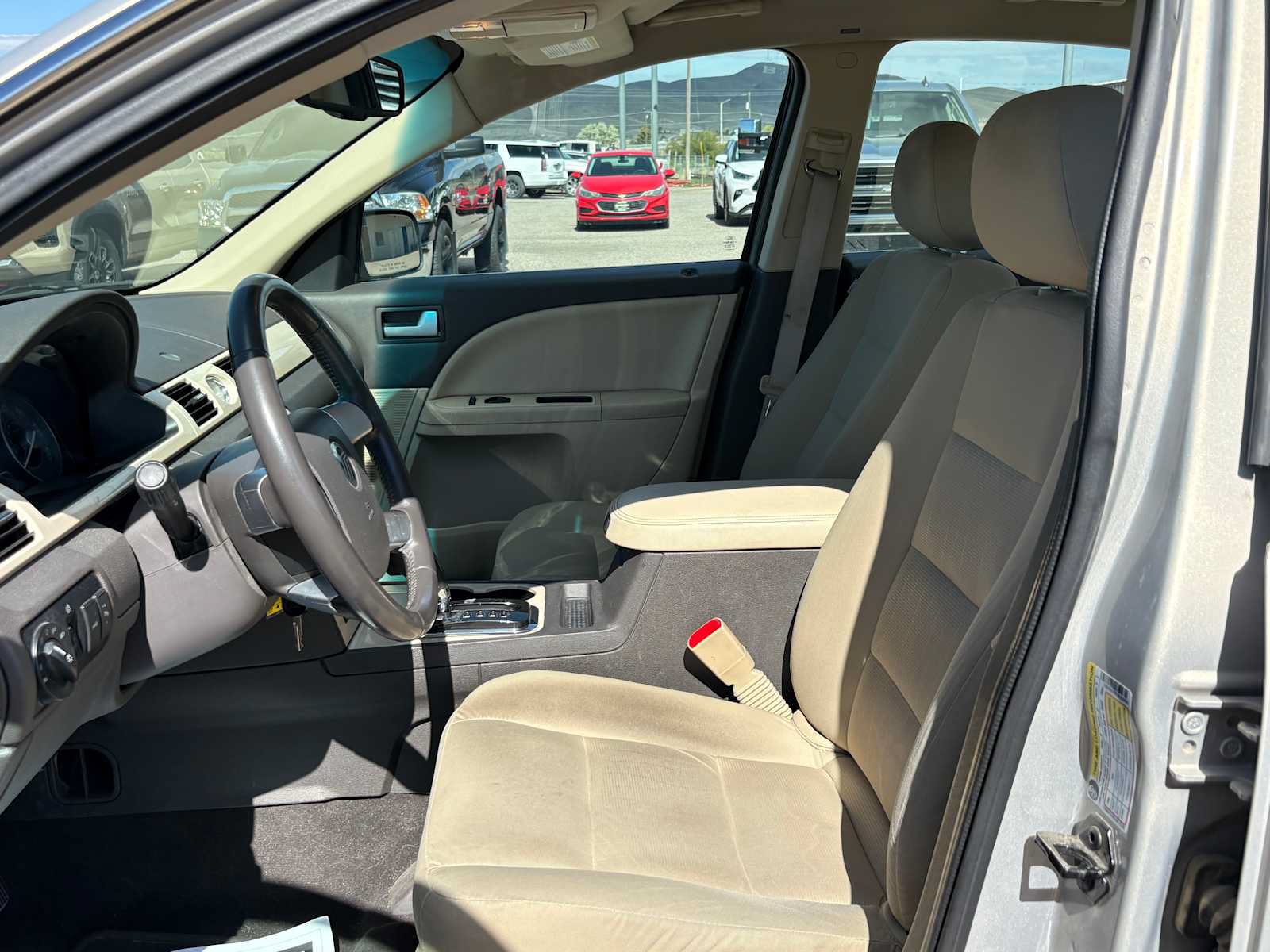 Used 2009 Mercury Sable Sedan FWD image 9