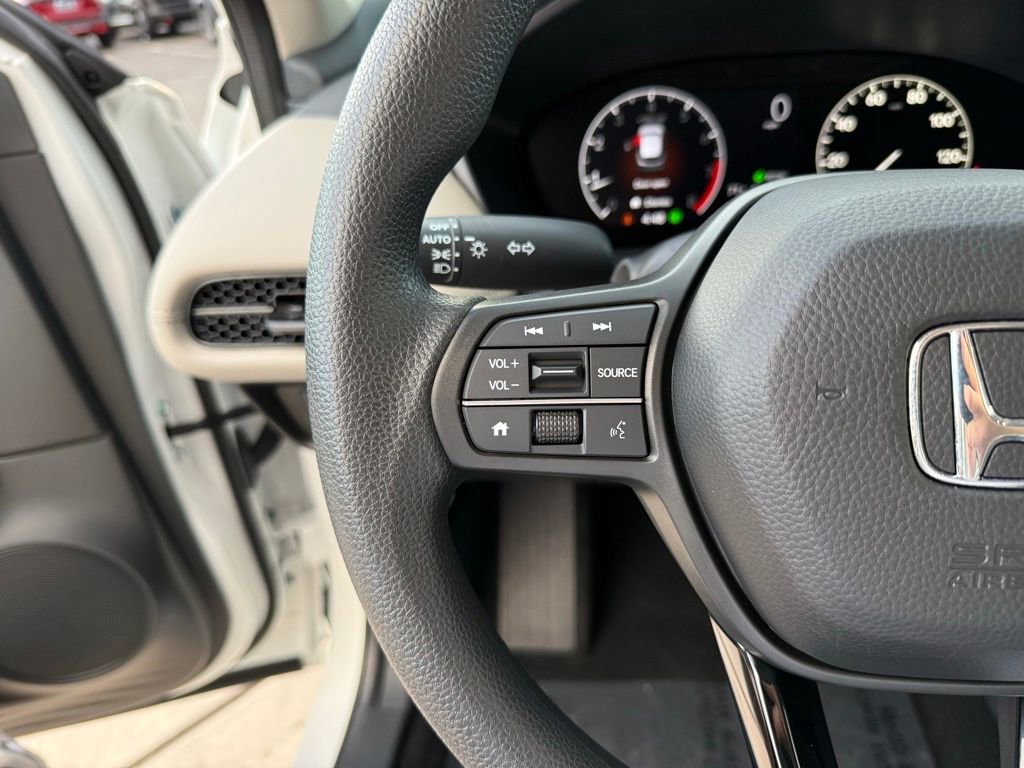 Used 2025 Honda HR-V LX image 18