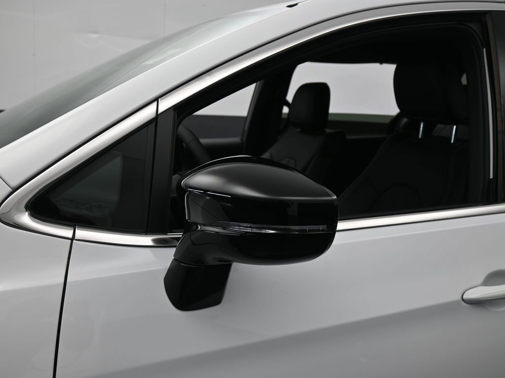 Used 2026 Chrysler Voyager LX image 26