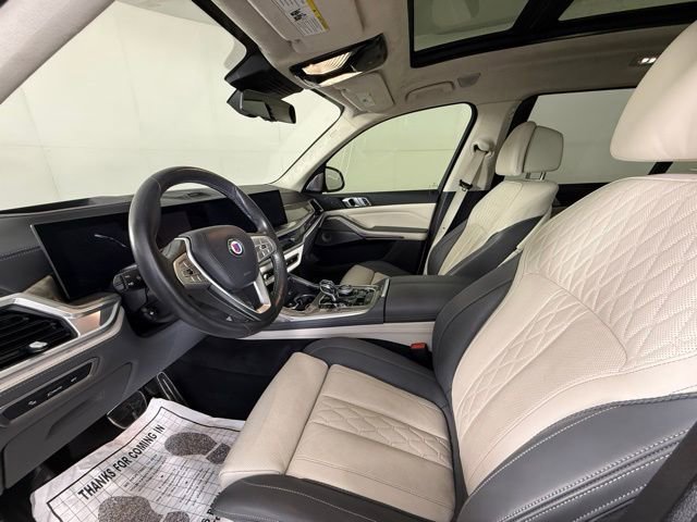Used 2024 BMW ALPINA XB7 image 13