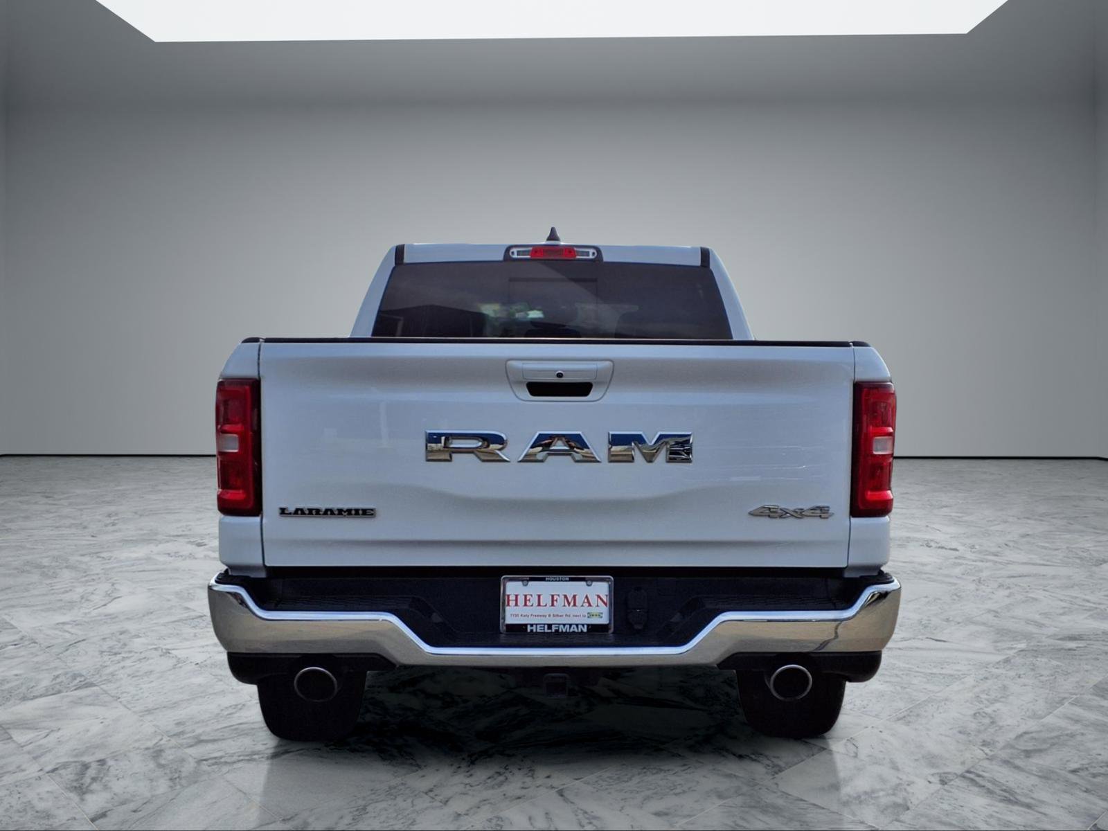 Used 2025 RAM 1500 Laramie AWD/4WD image 6