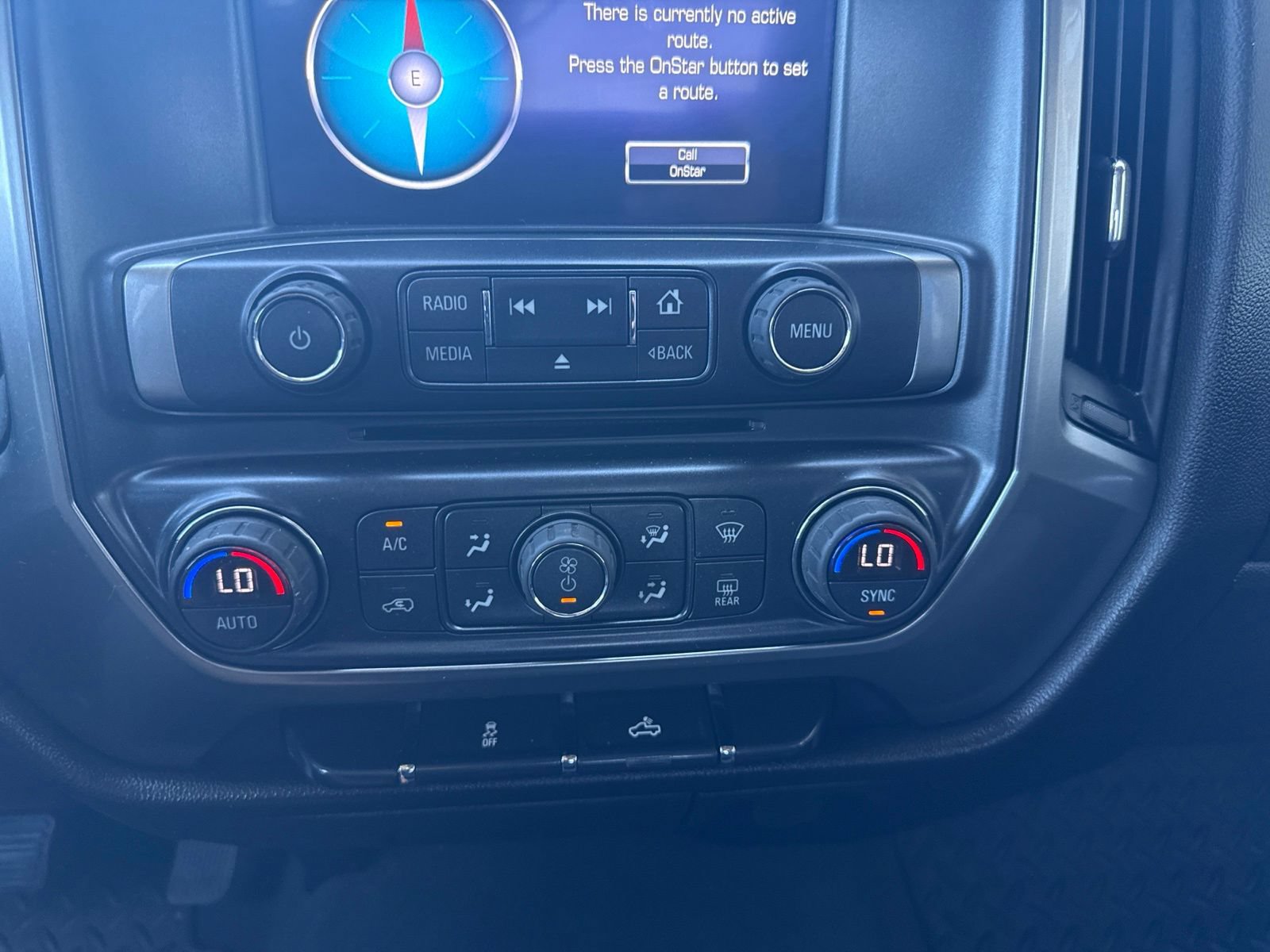 Used 2019 Chevrolet Silverado 1500 LT w/ All Star Edition AWD/4WD image 23