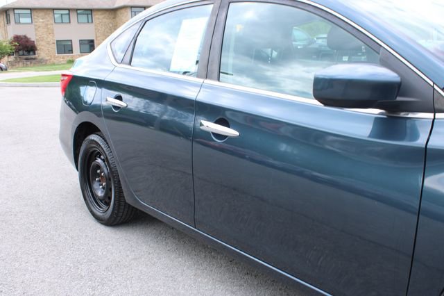 Used 2017 Nissan Sentra SV FWD image 47