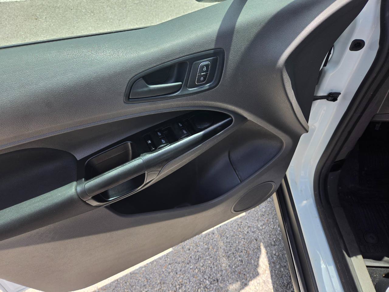 Used 2020 Ford Transit Connect XL FWD image 15