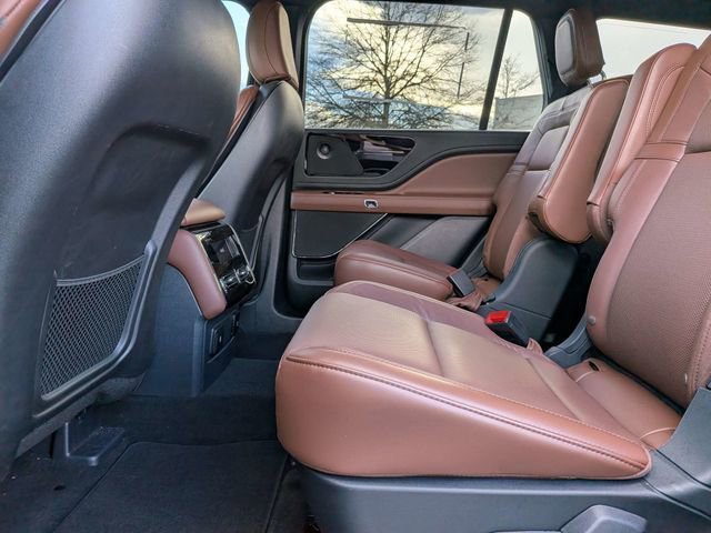 Used 2025 Lincoln Aviator Reserve w/ Illumination Package image 15