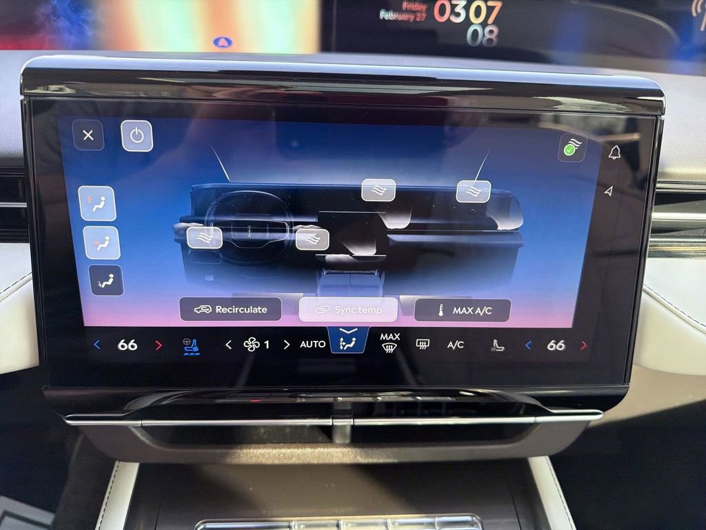 Used 2024 Lincoln Nautilus Black Label AWD/4WD image 17