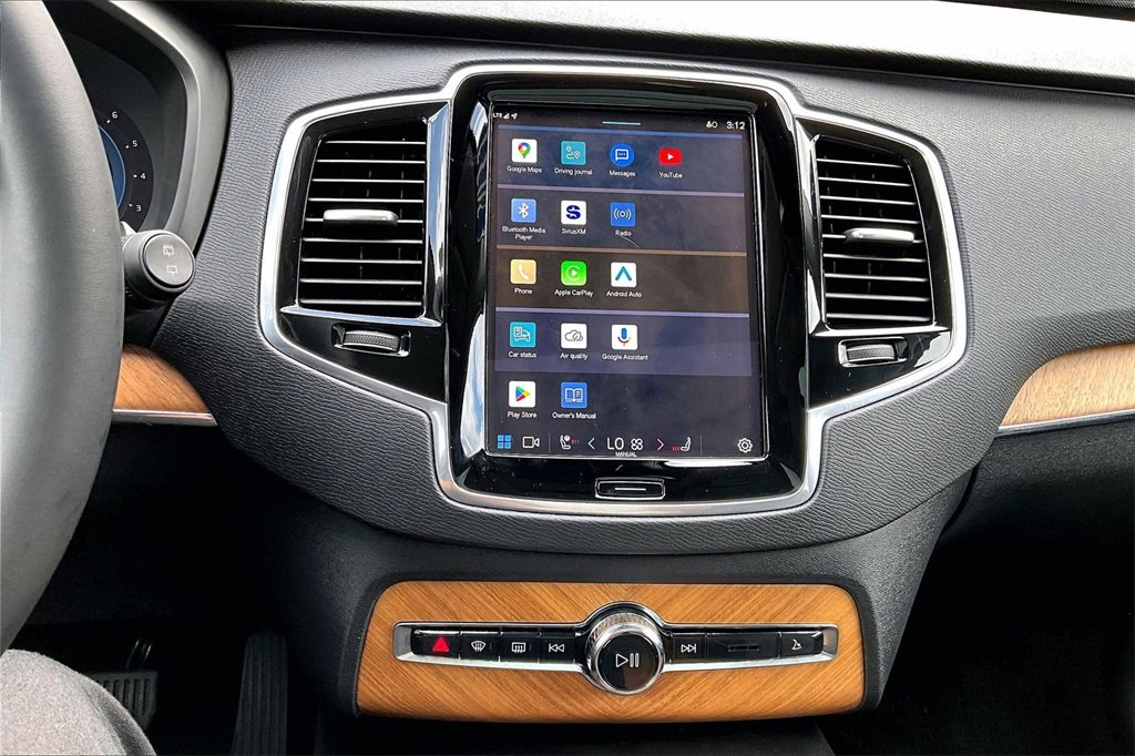 Certified 2023 Volvo XC90 B6 Plus image 14