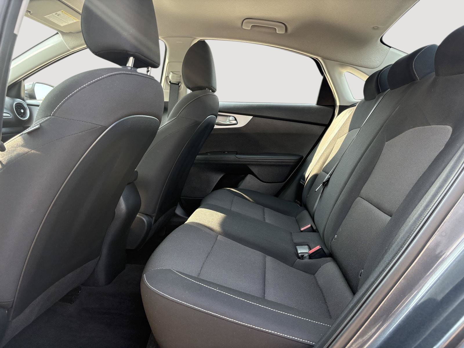 Used 2024 Kia Forte LXS w/ LXS Technology Package FWD image 6