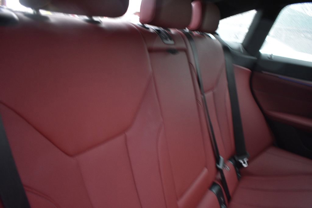 Used 2023 BMW i4 eDrive35 image 27