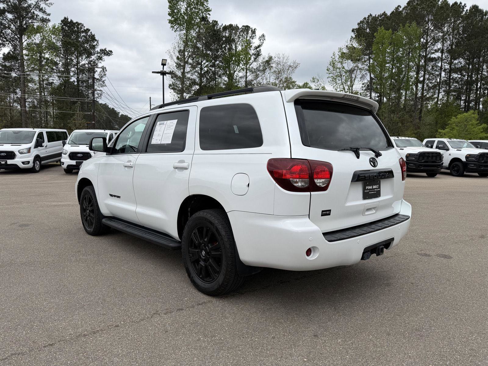 Used 2022 Toyota Sequoia TRD Sport AWD/4WD image 5