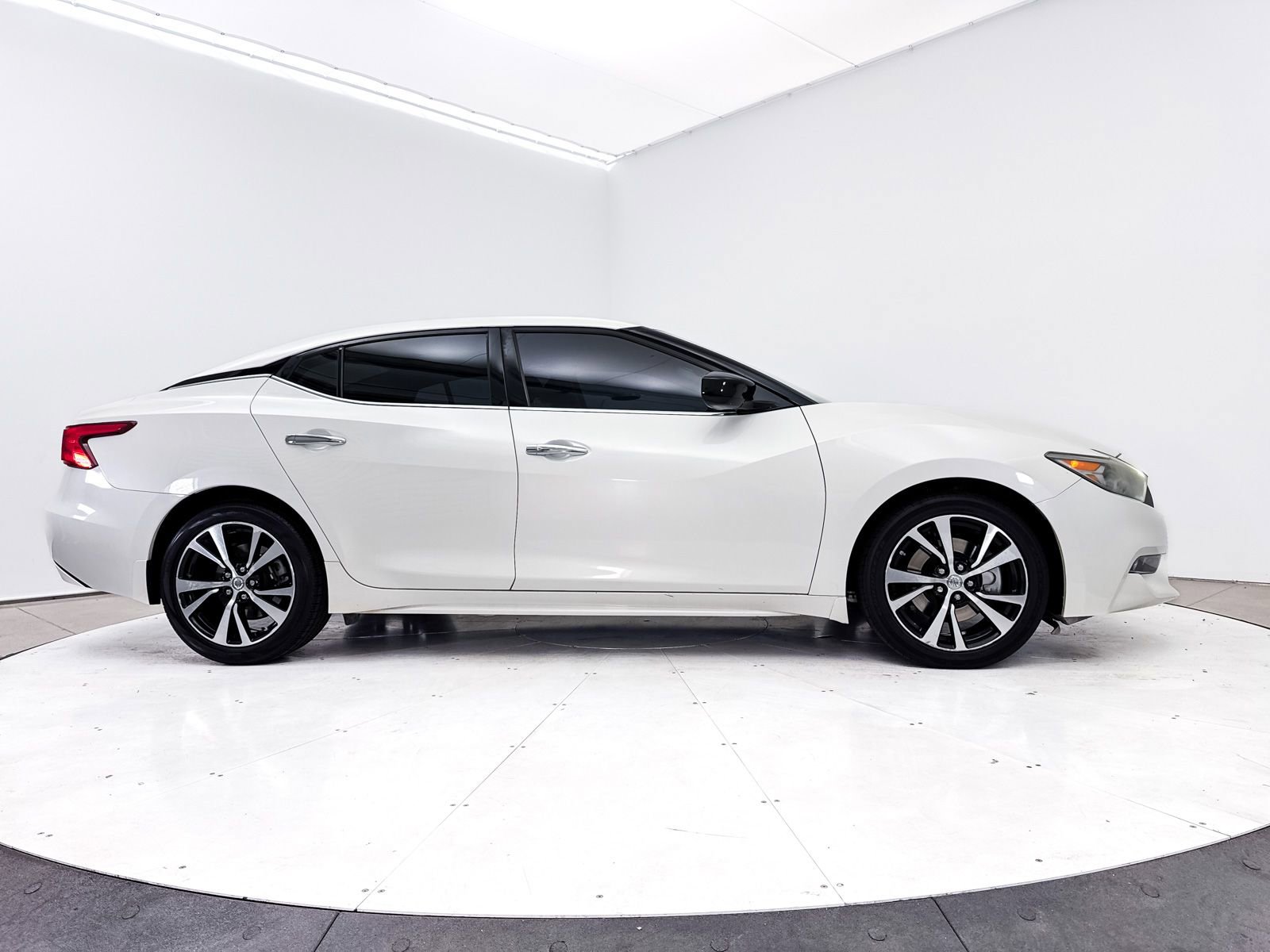 Used 2018 Nissan Maxima 3.5 S FWD image 39