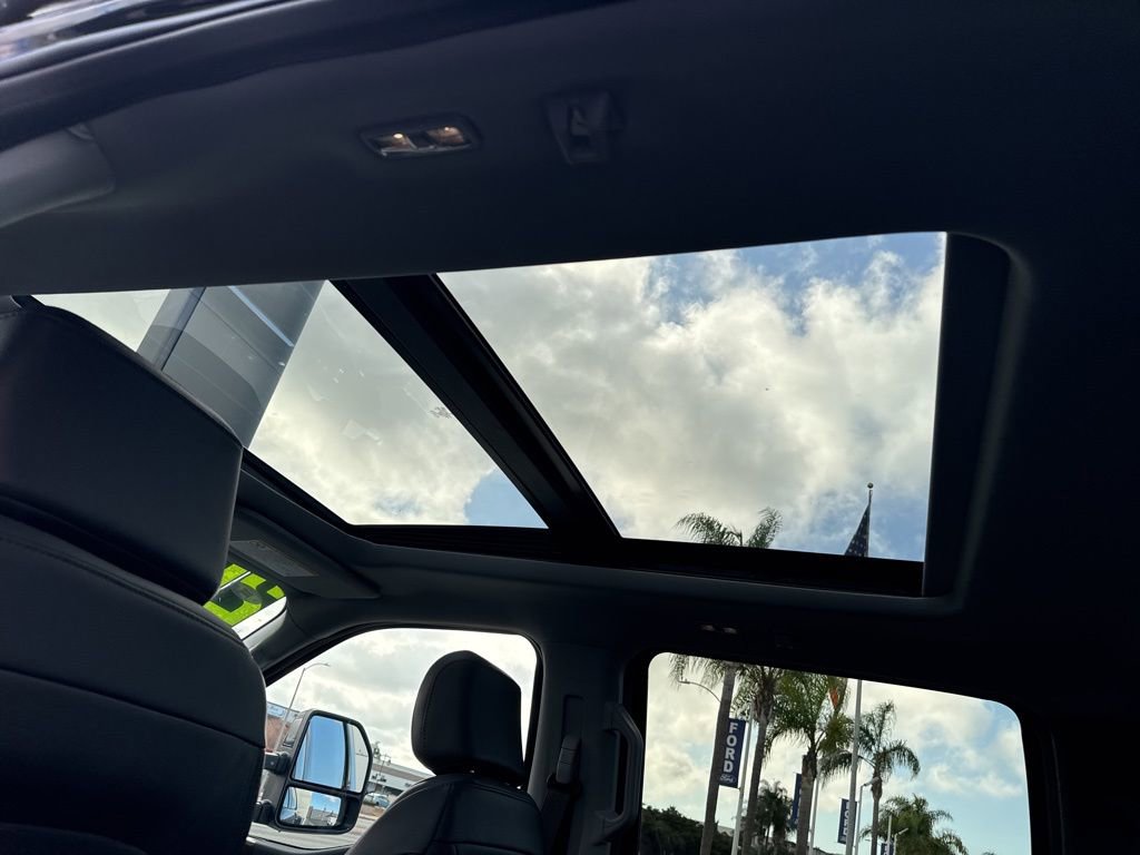 Used 2026 Ford F450 Lariat image 14