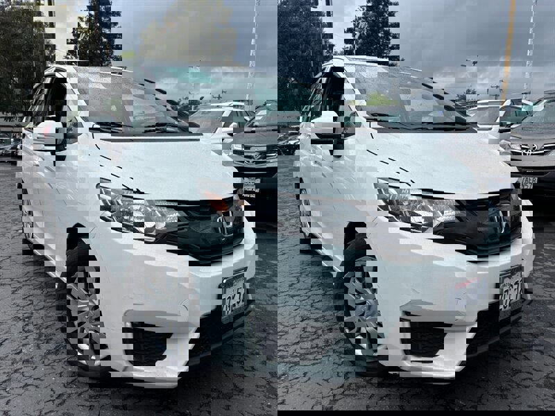 Used 2017 Honda Fit LX image 1