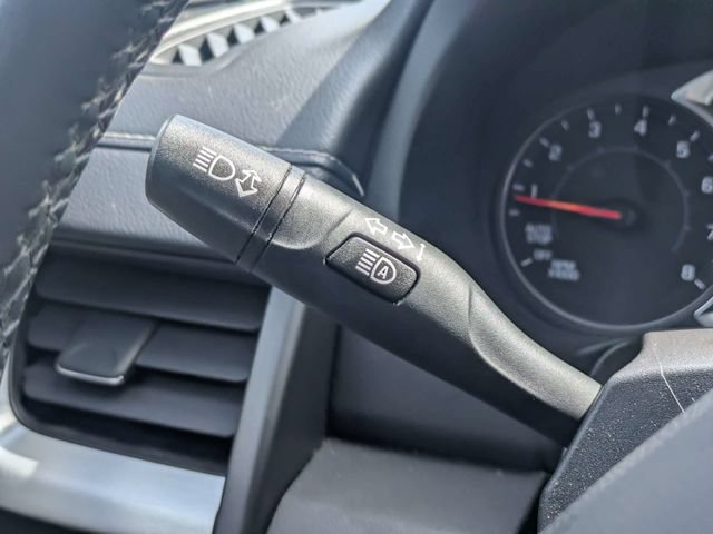 Used 2024 GMC Terrain SLT FWD image 27