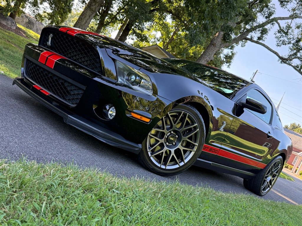 Used 2012 Ford Mustang Shelby GT500 w/ SVT Performance Pkg RWD image 4