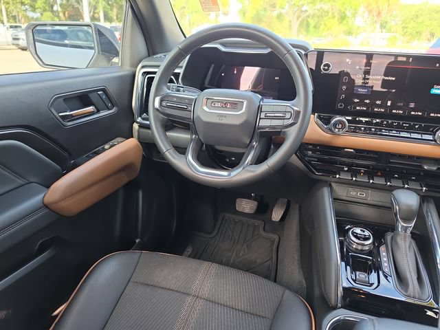 Used 2023 GMC Canyon AT4 AWD/4WD image 9