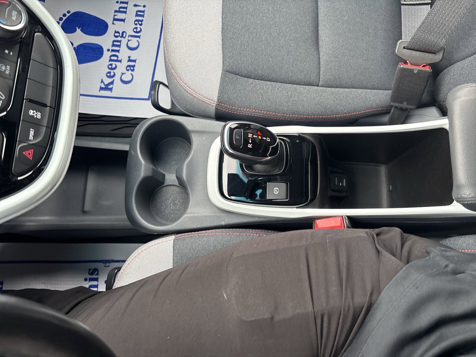 Used 2021 Chevrolet Bolt LT FWD image 23