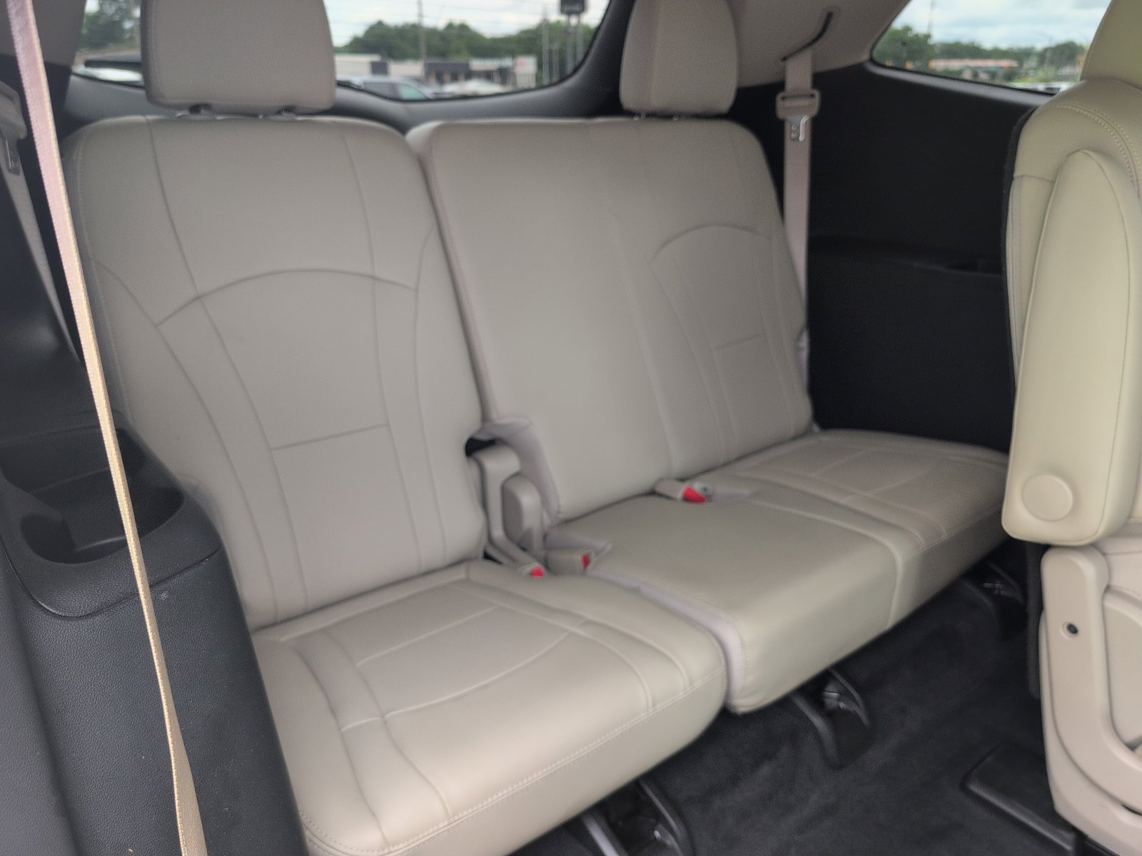 Used 2020 Buick Enclave Essence w/ Sound and Sites Package FWD image 14