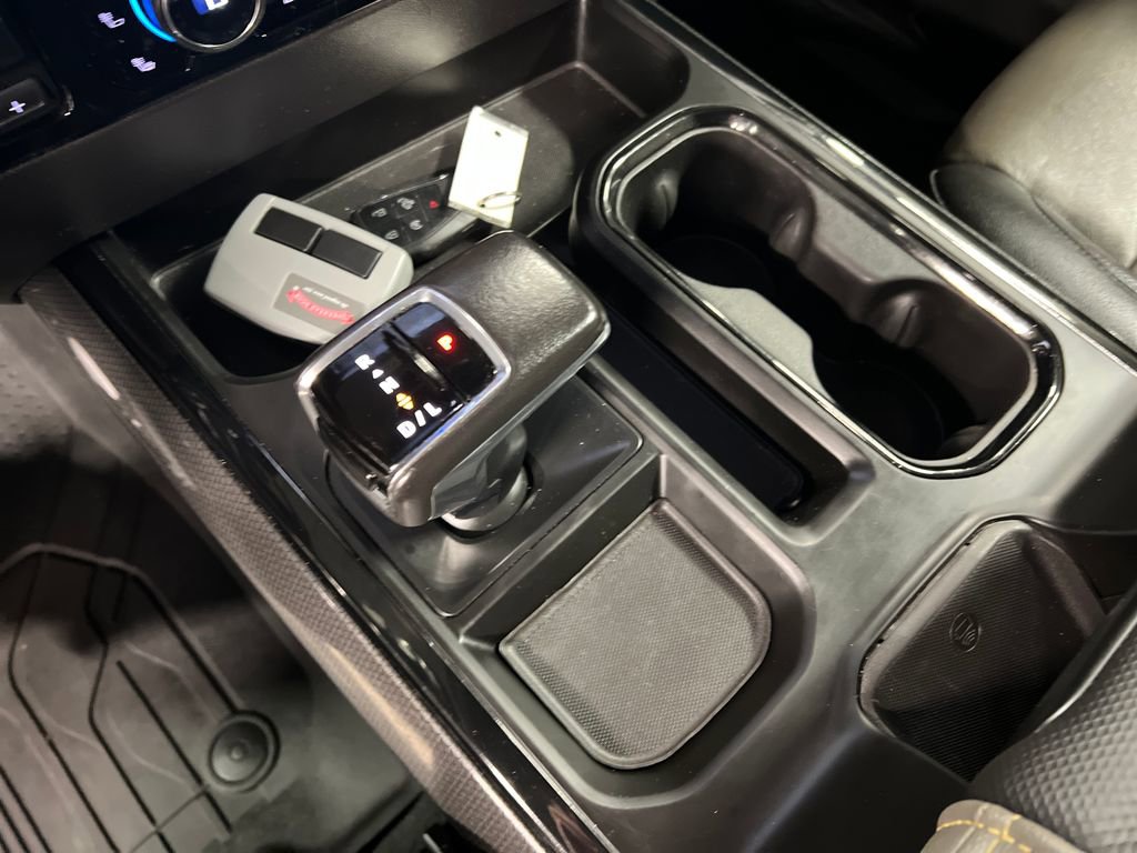 Certified 2022 Chevrolet Silverado 1500 ZR2 w/ Technology Package AWD/4WD image 26