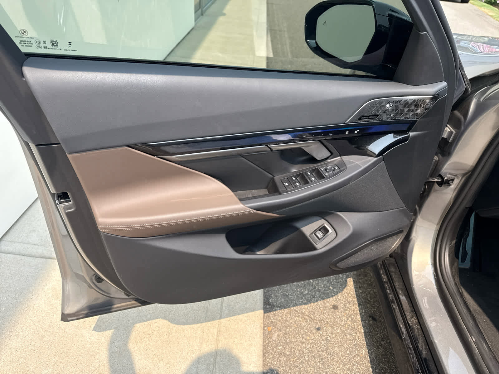 Certified 2024 BMW i5 M60 w/ Premium Package image 13