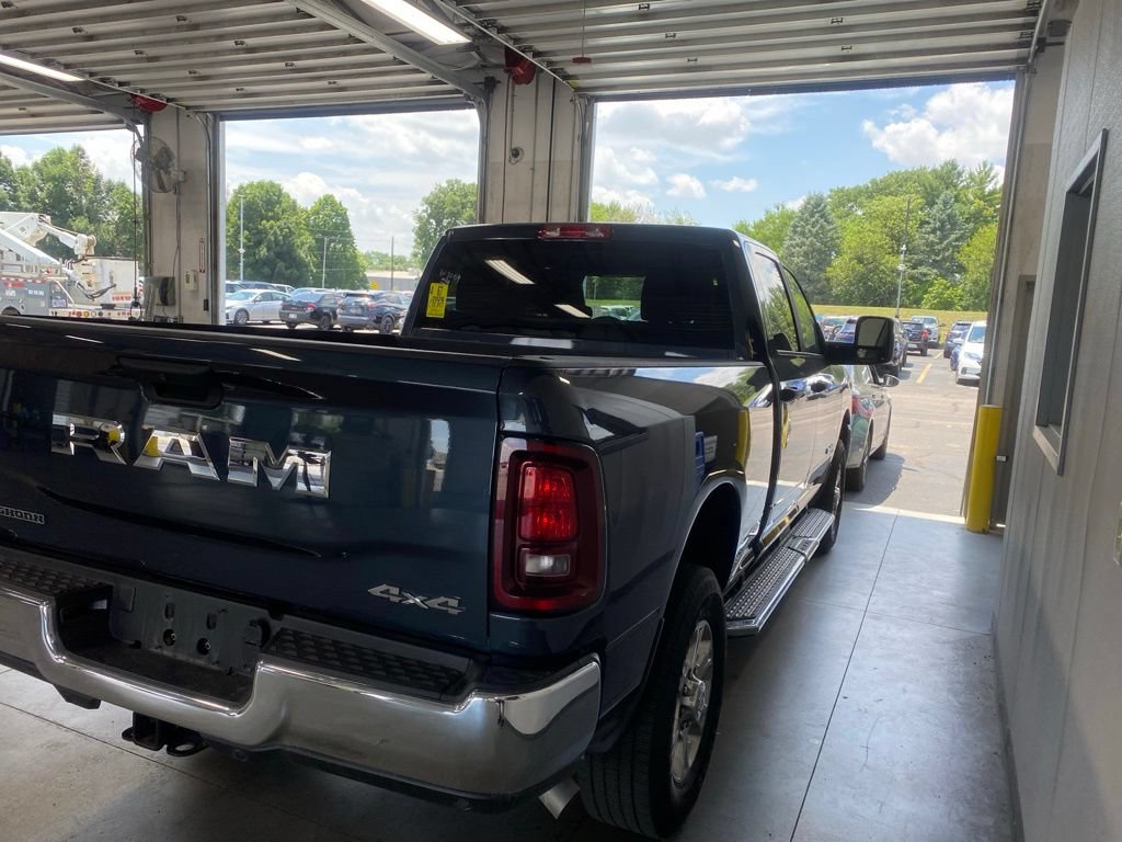 Used 2026 RAM 2500 Big Horn AWD/4WD image 4