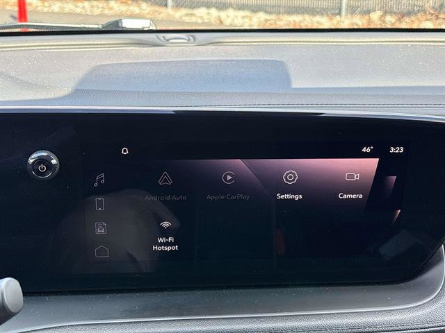 Used 2025 Buick Encore GX Sport Touring w/ Advanced Technology Package AWD/4WD image 15