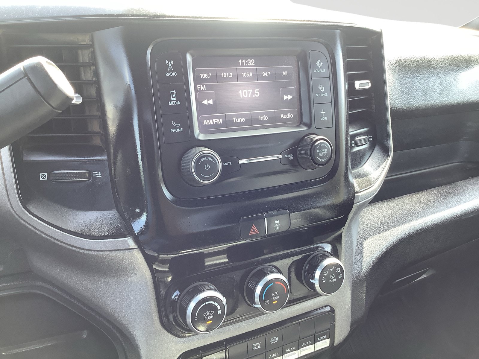 Used 2023 RAM 5500 Tradesman AWD/4WD image 15